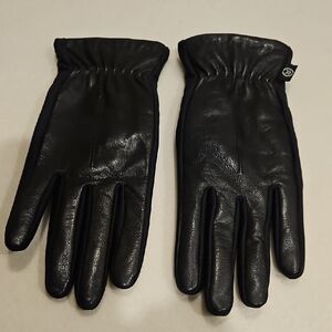 Isotoner Classic Black Leather Gloves